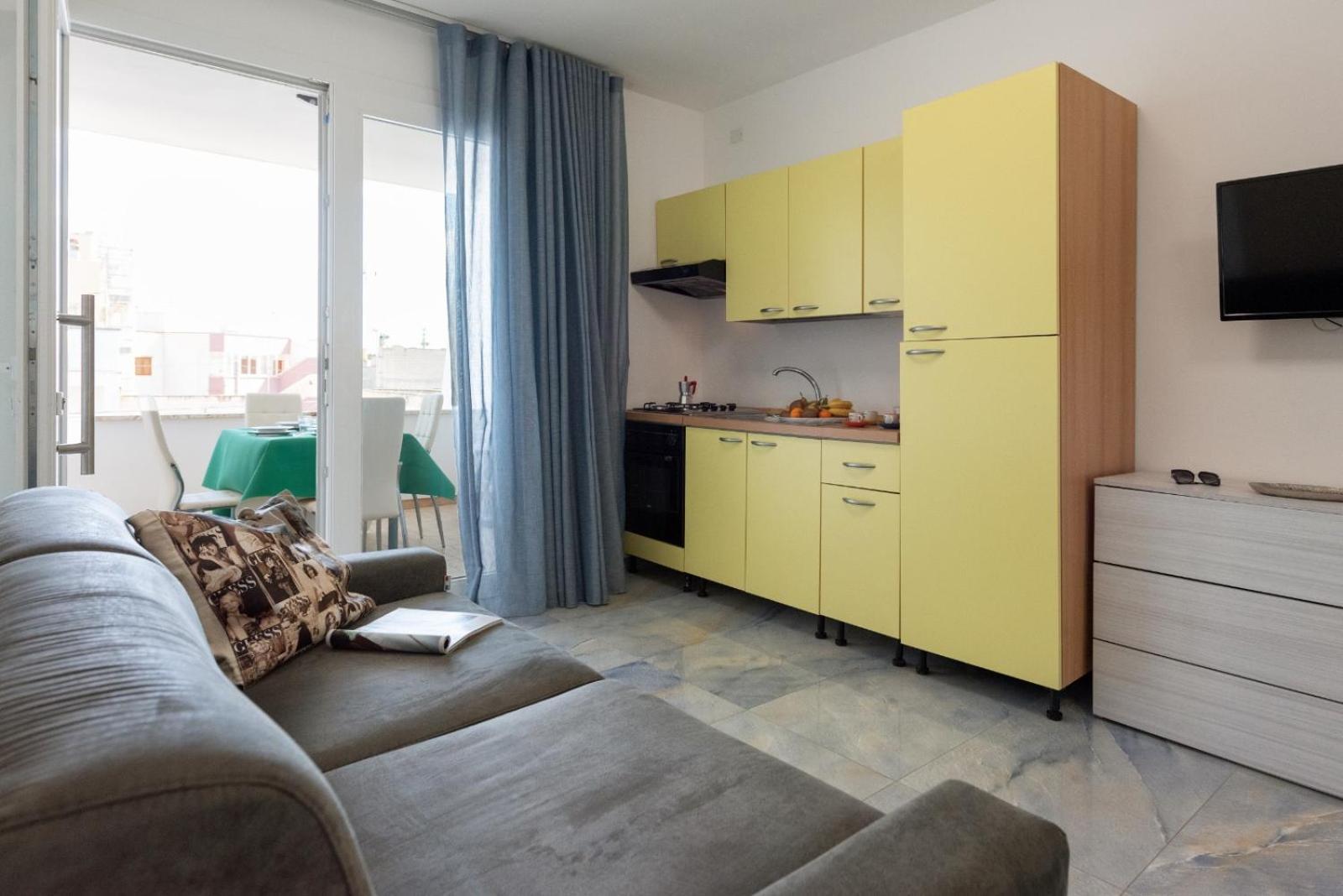 Infinity Residence Con Parcheggio Порто-Чезарео Экстерьер фото