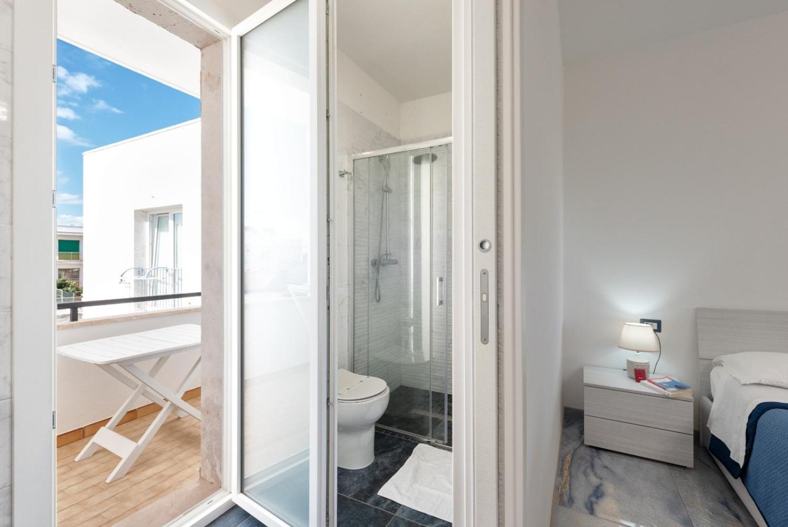 Infinity Residence Con Parcheggio Порто-Чезарео Экстерьер фото
