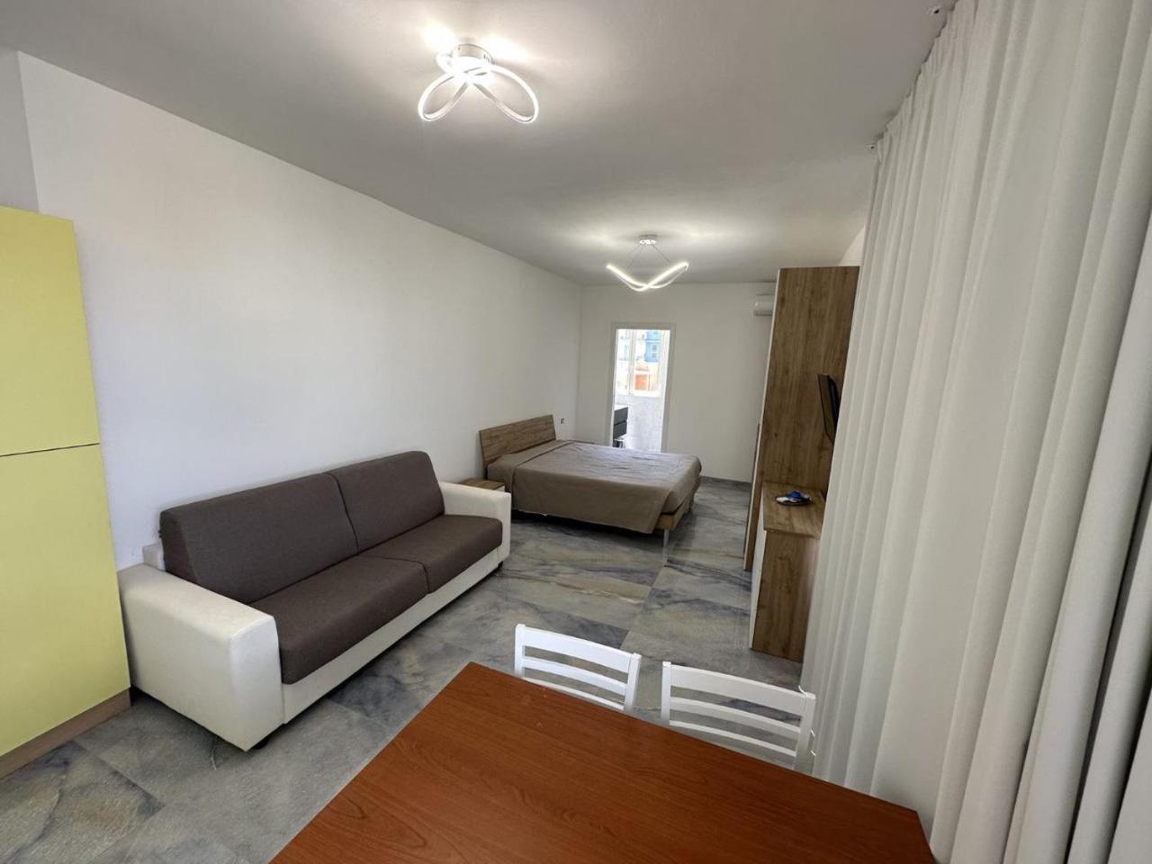 Infinity Residence Con Parcheggio Порто-Чезарео Экстерьер фото